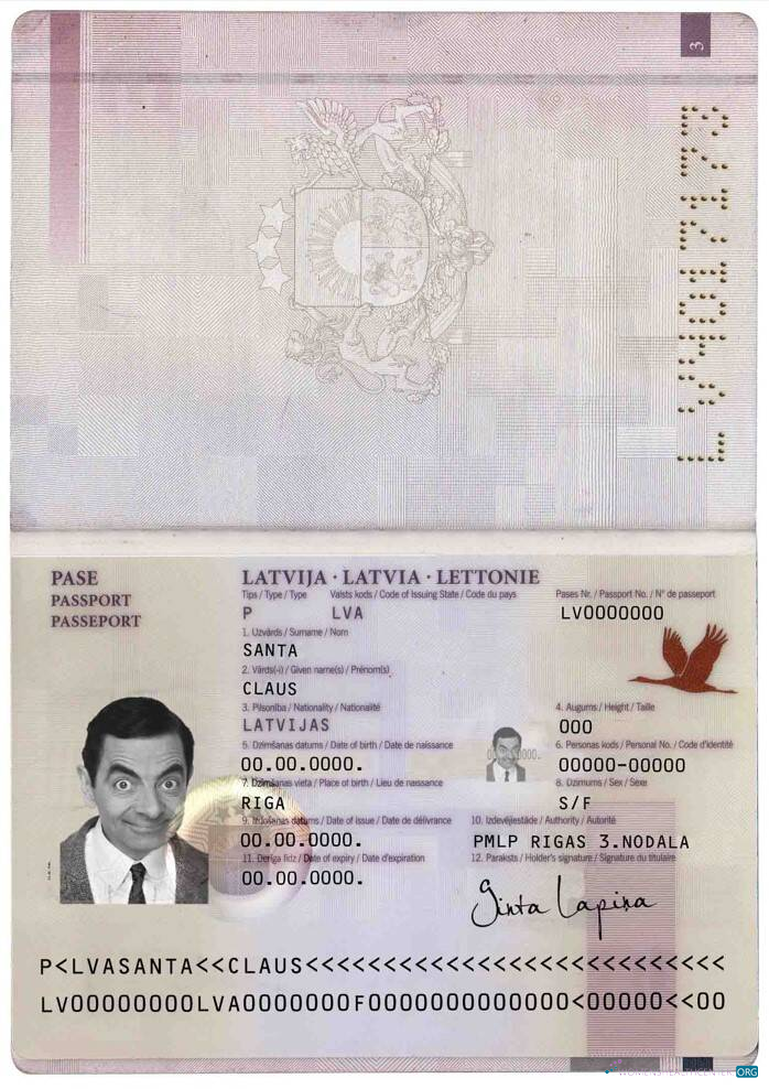Download Latvia passport (2007   2015) Photoshop template